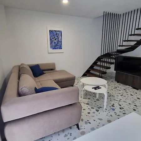 Appartement Delta House - Beta
